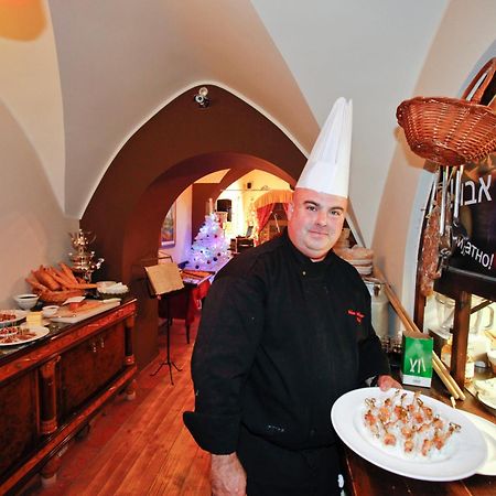 Hotel Actum Крань Екстер'єр фото