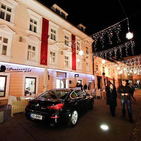 Hotel Actum Крань Екстер'єр фото
