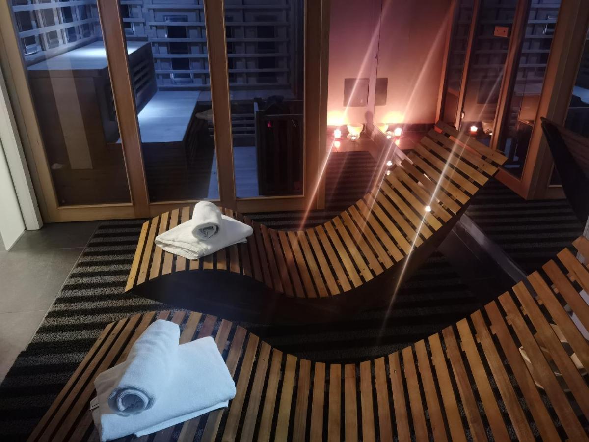 Hotel Actum Крань Екстер'єр фото